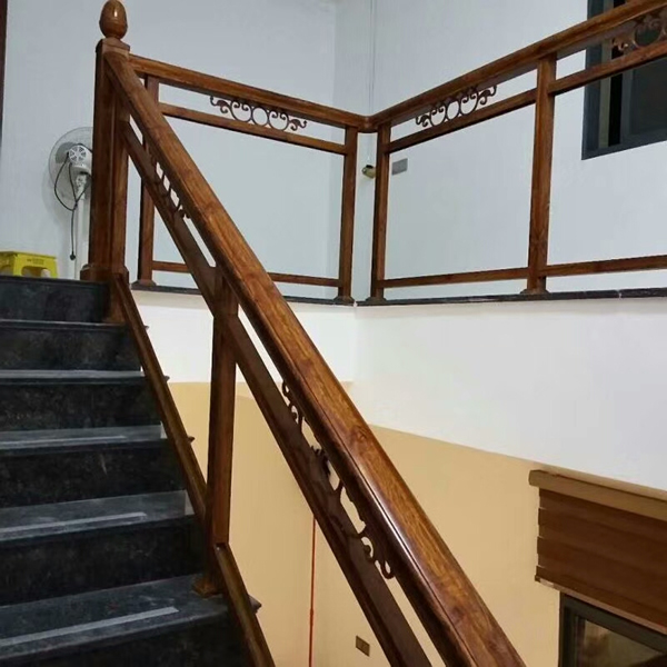 樓梯護(hù)欄